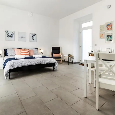Guest house Rifugio Del - E Vista A Stresa! 3*