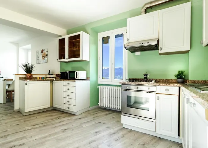 Rifugio Del - E Vista A Stresa! 3* Stresa