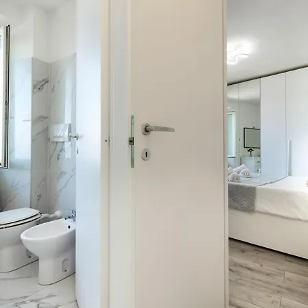 Πανσιόν Rifugio Del - E Vista A Stresa! 3*