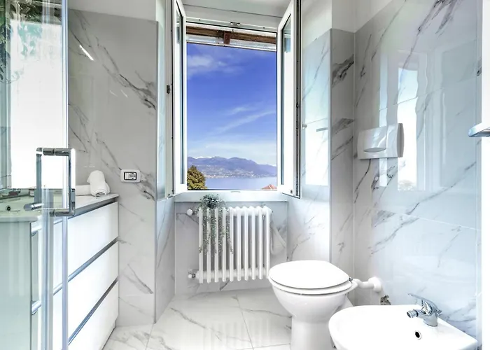 Rifugio Del - E Vista A Stresa! 3* Stresa